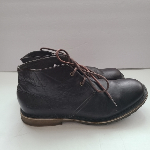 UGG AUSTRALIA men\'s Chukka boots sz.11 leather brown